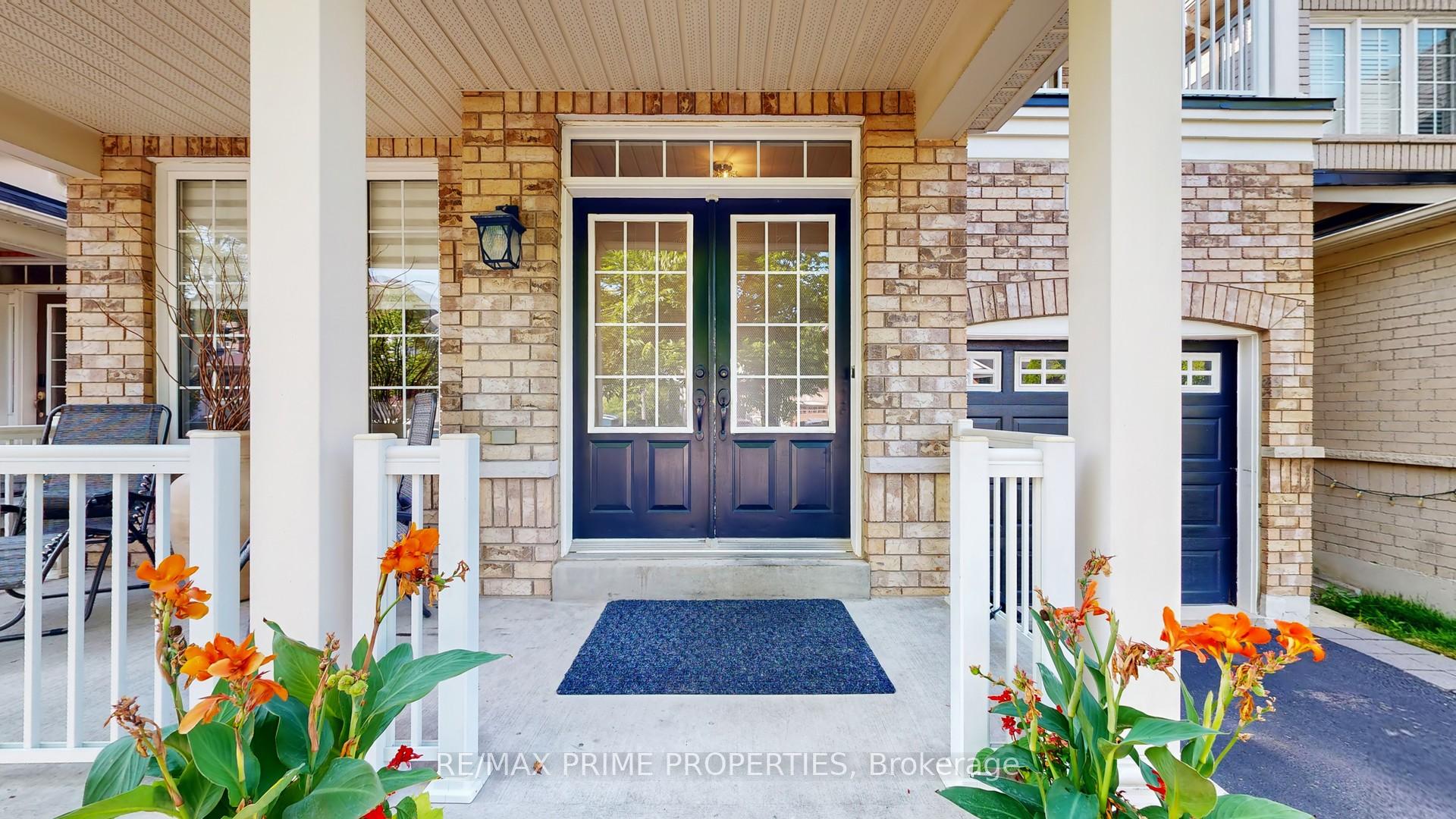 Photo 2 of 13 Lundy Drive, Markham, Box Grove — HOMEH