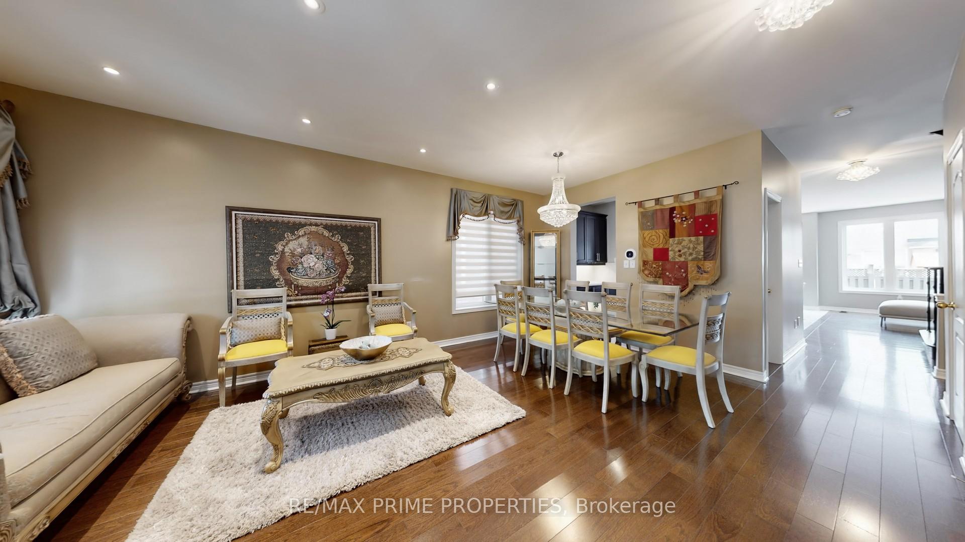 Photo 5 of 13 Lundy Drive, Markham, Box Grove — HOMEH