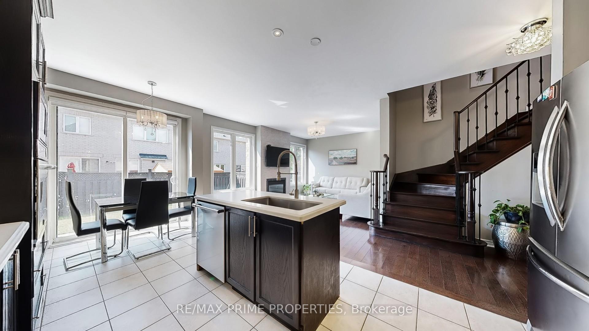 Photo 13 of 13 Lundy Drive, Markham, Box Grove — HOMEH