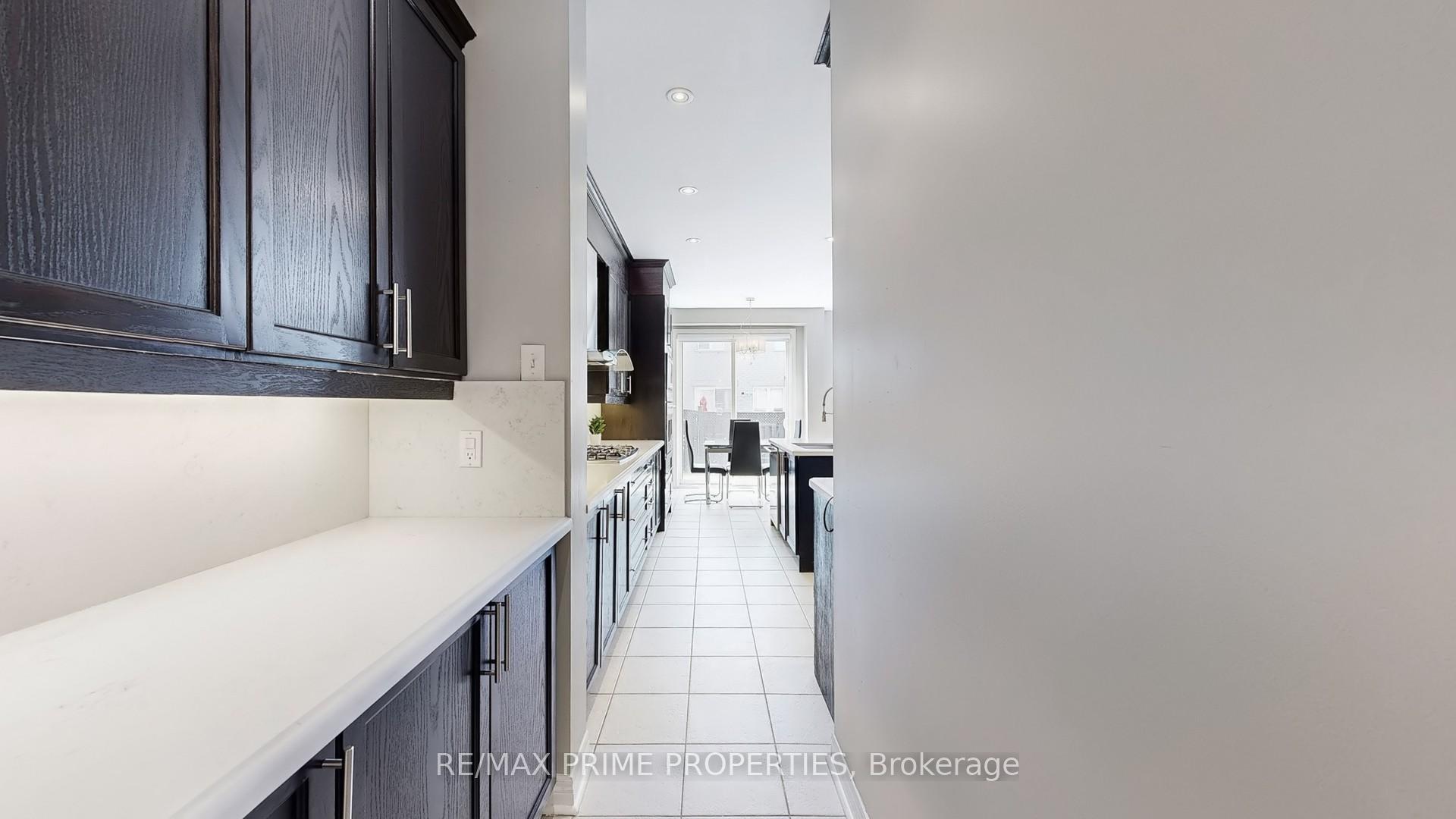 Photo 15 of 13 Lundy Drive, Markham, Box Grove — HOMEH