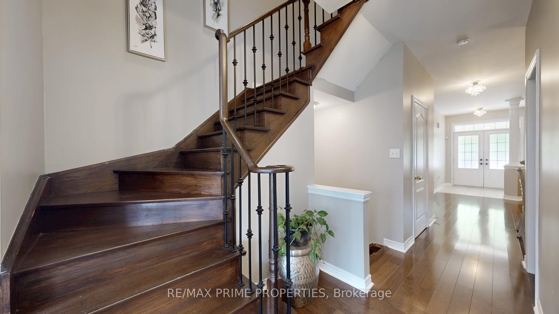 Photo 22 of 13 Lundy Drive, Markham, Box Grove — HOMEH
