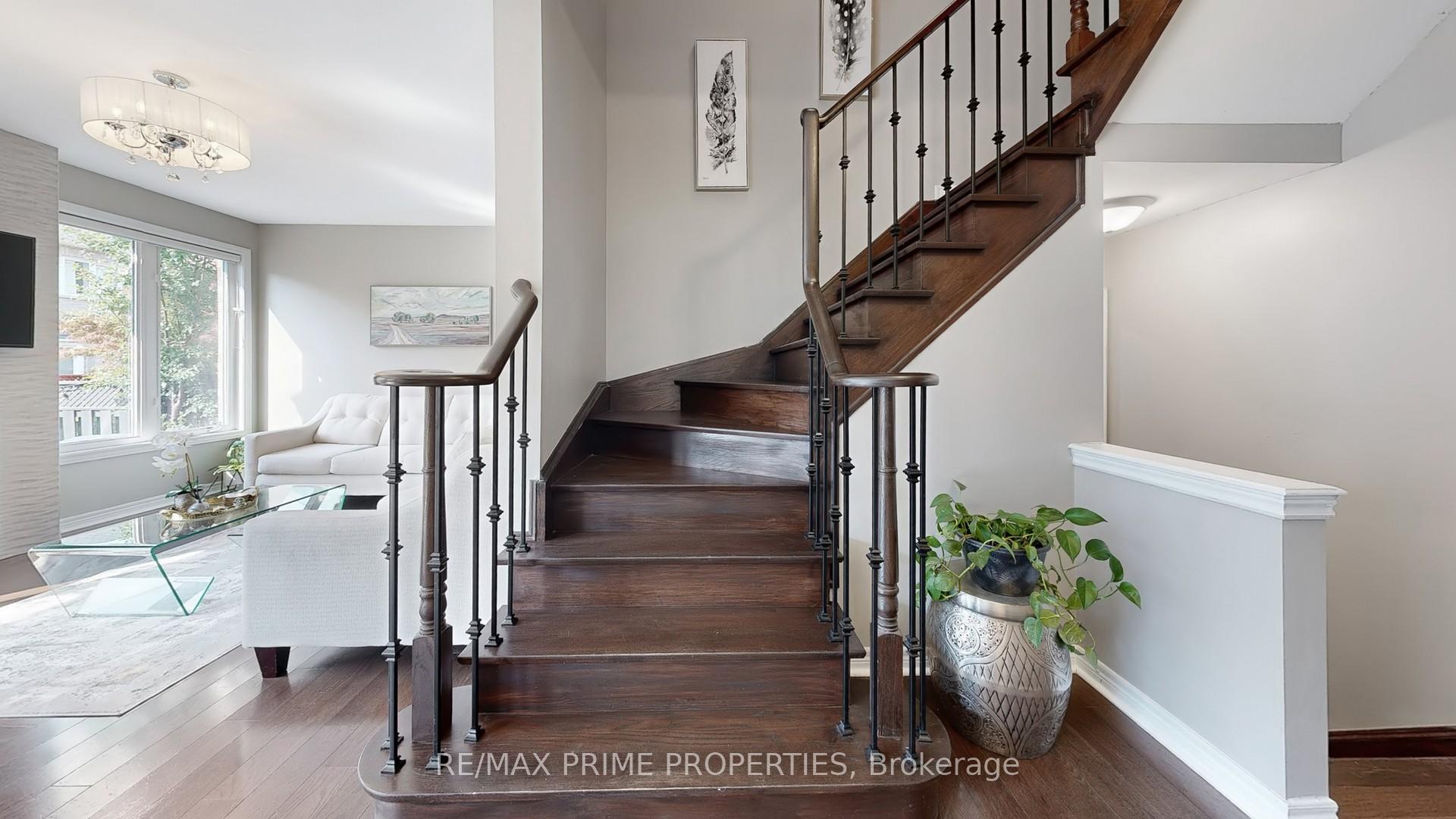 Photo 23 of 13 Lundy Drive, Markham, Box Grove — HOMEH