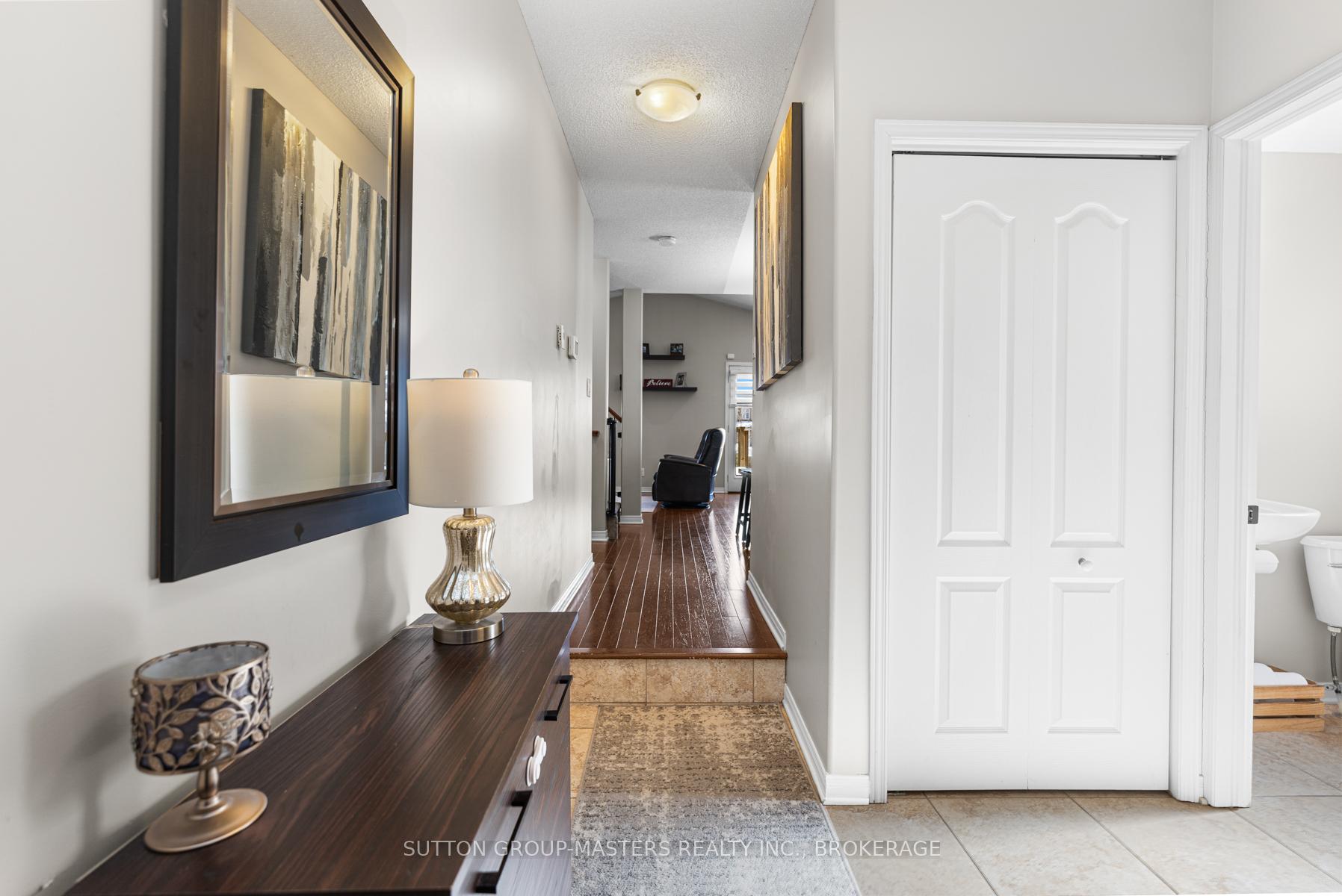 Photo 5 of 1512 Crimson Crescent, Kingston, City Northwest — HOMEH