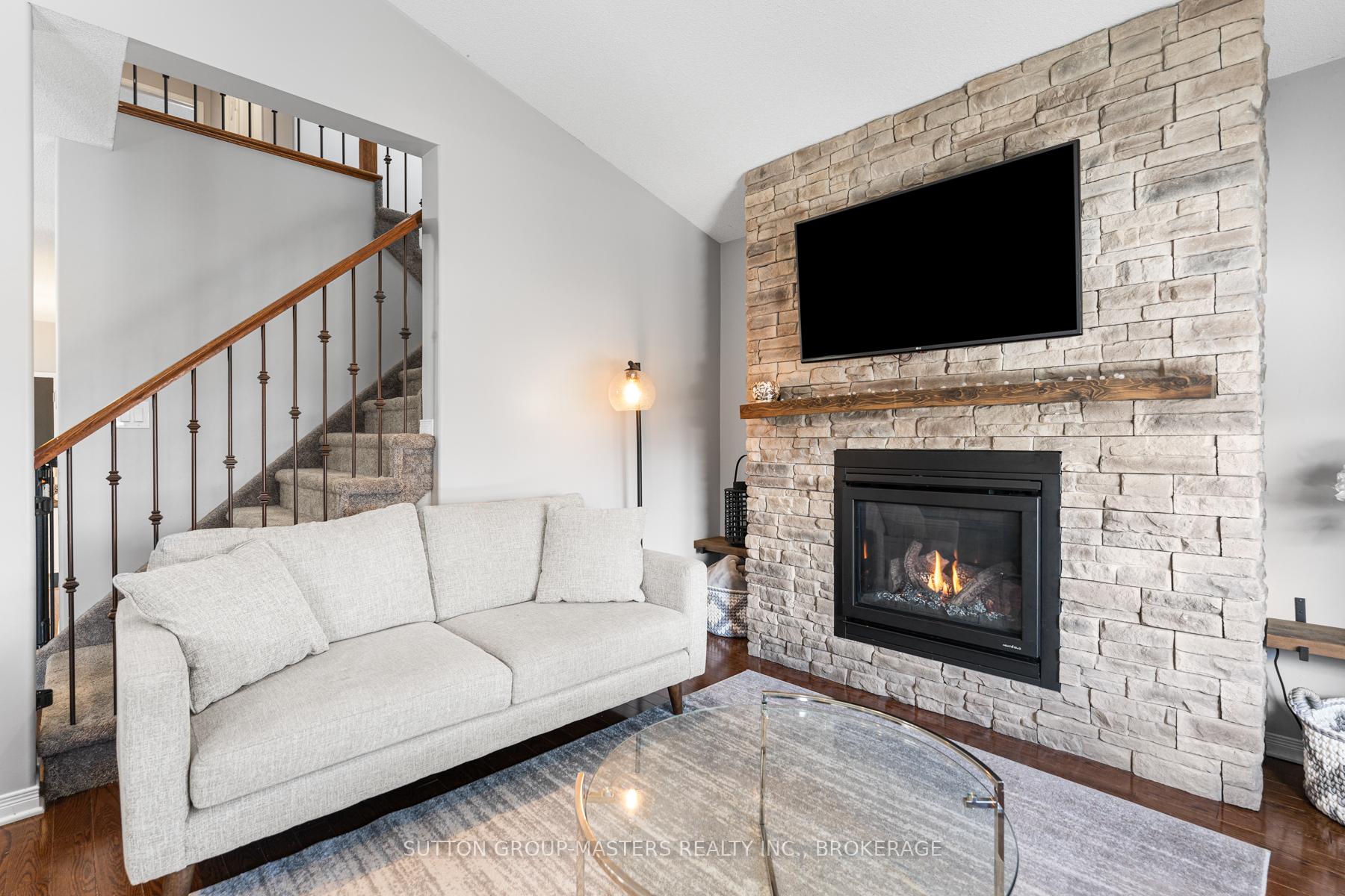 Photo 14 of 1512 Crimson Crescent, Kingston, City Northwest — HOMEH