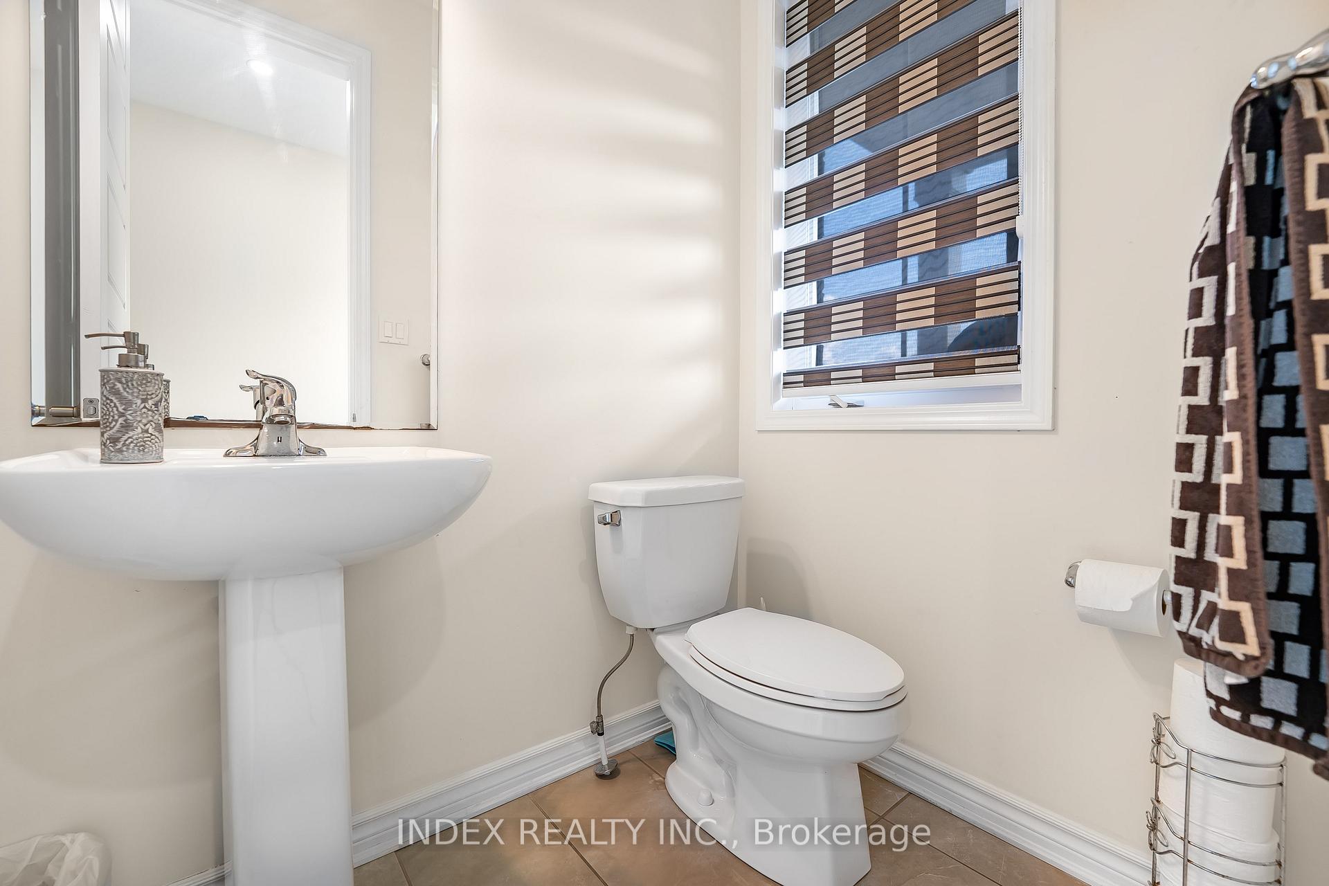 Photo 4 of 514 Blair Creek Drive, Kitchener — HOMEH