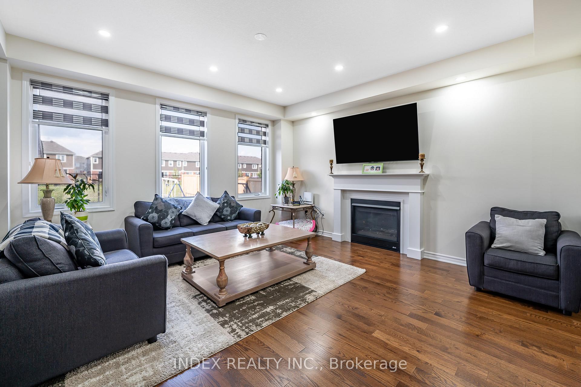 Photo 13 of 514 Blair Creek Drive, Kitchener — HOMEH