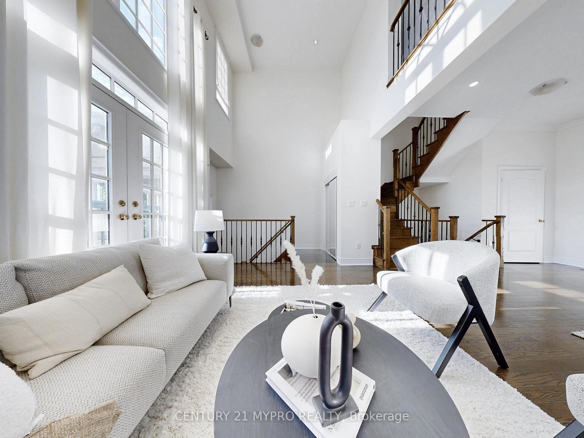 Photo 6 of 35 Rouge Valley Drive, Markham, Unionville — HOMEH