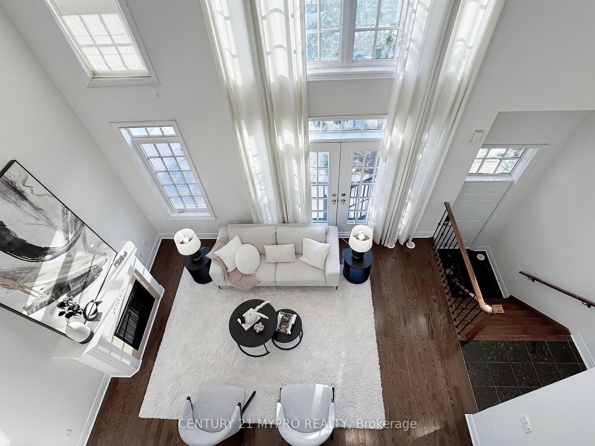 Photo 9 of 35 Rouge Valley Drive, Markham, Unionville — HOMEH
