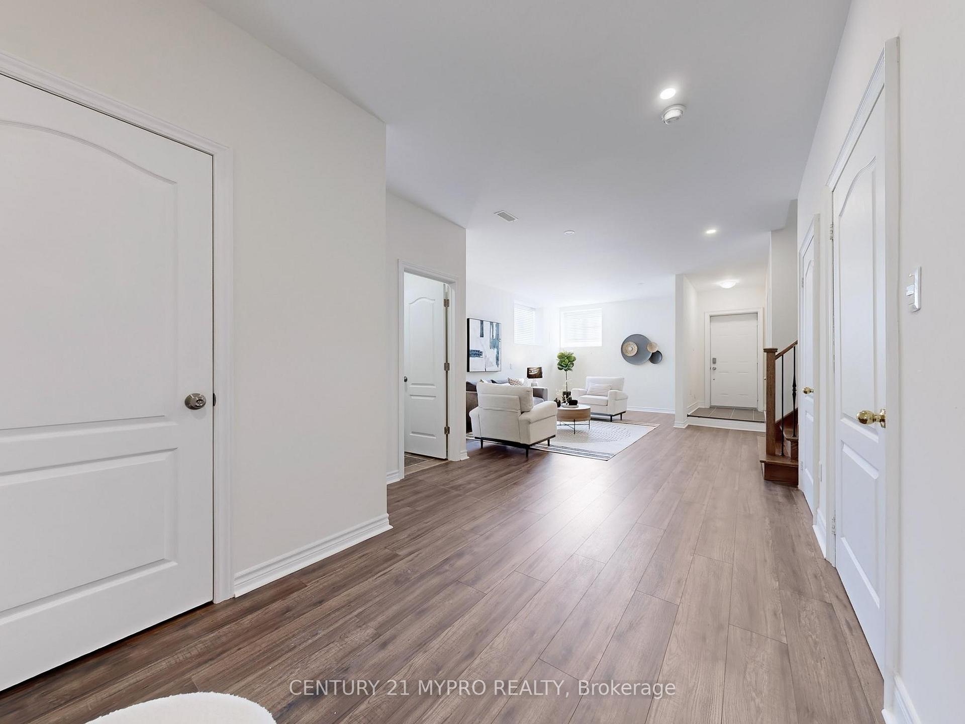 Photo 32 of 35 Rouge Valley Drive, Markham, Unionville — HOMEH