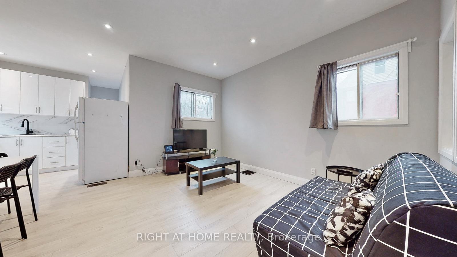 Photo 4 of Unit Main, 703 Wilson Street, Hamilton, Gibson — HOMEH