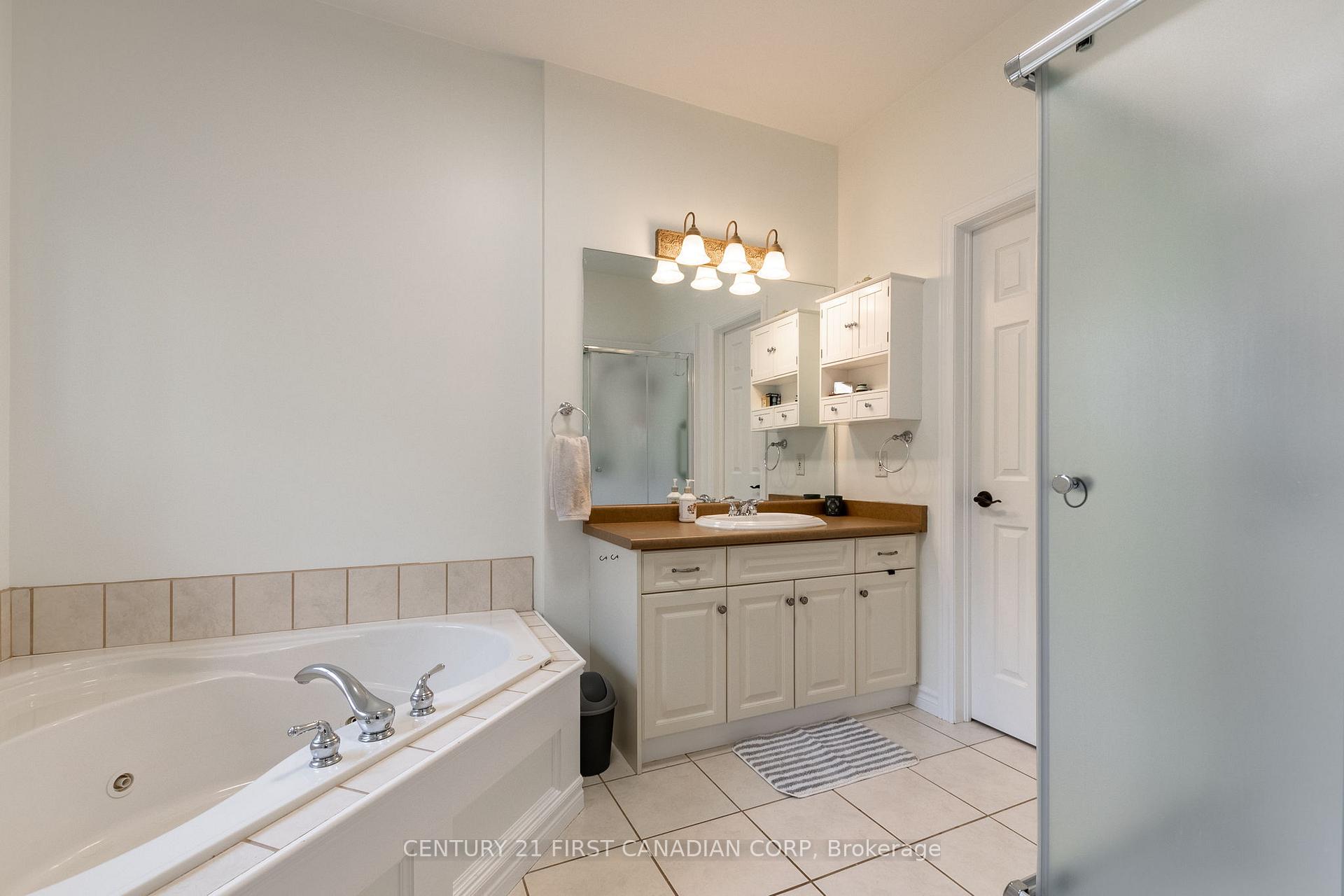 Photo 18 of 109 Princess Avenue, Middlesex Centre, Komoka — HOMEH