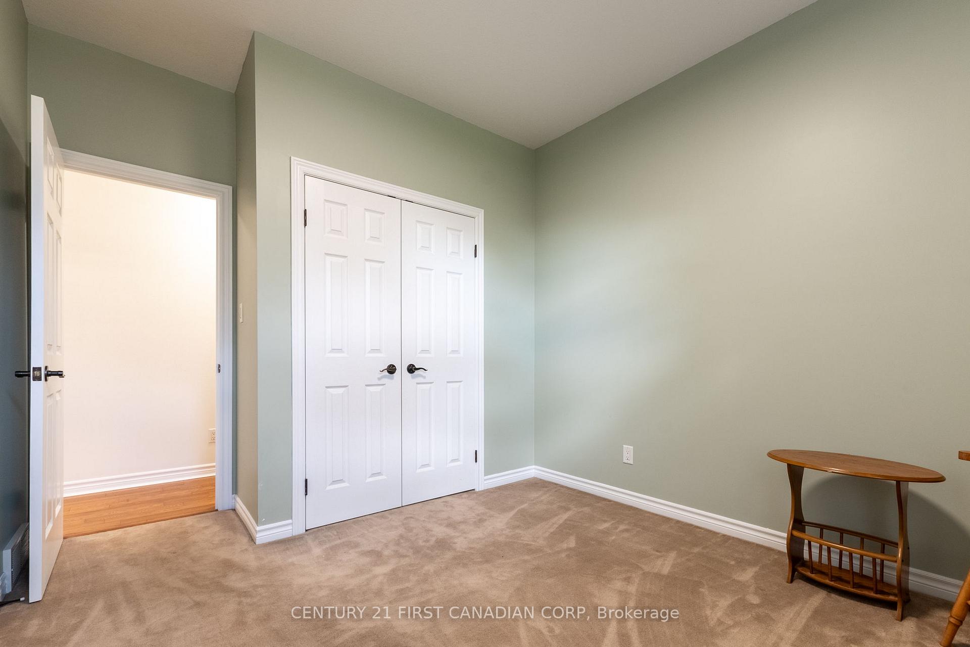 Photo 23 of 109 Princess Avenue, Middlesex Centre, Komoka — HOMEH