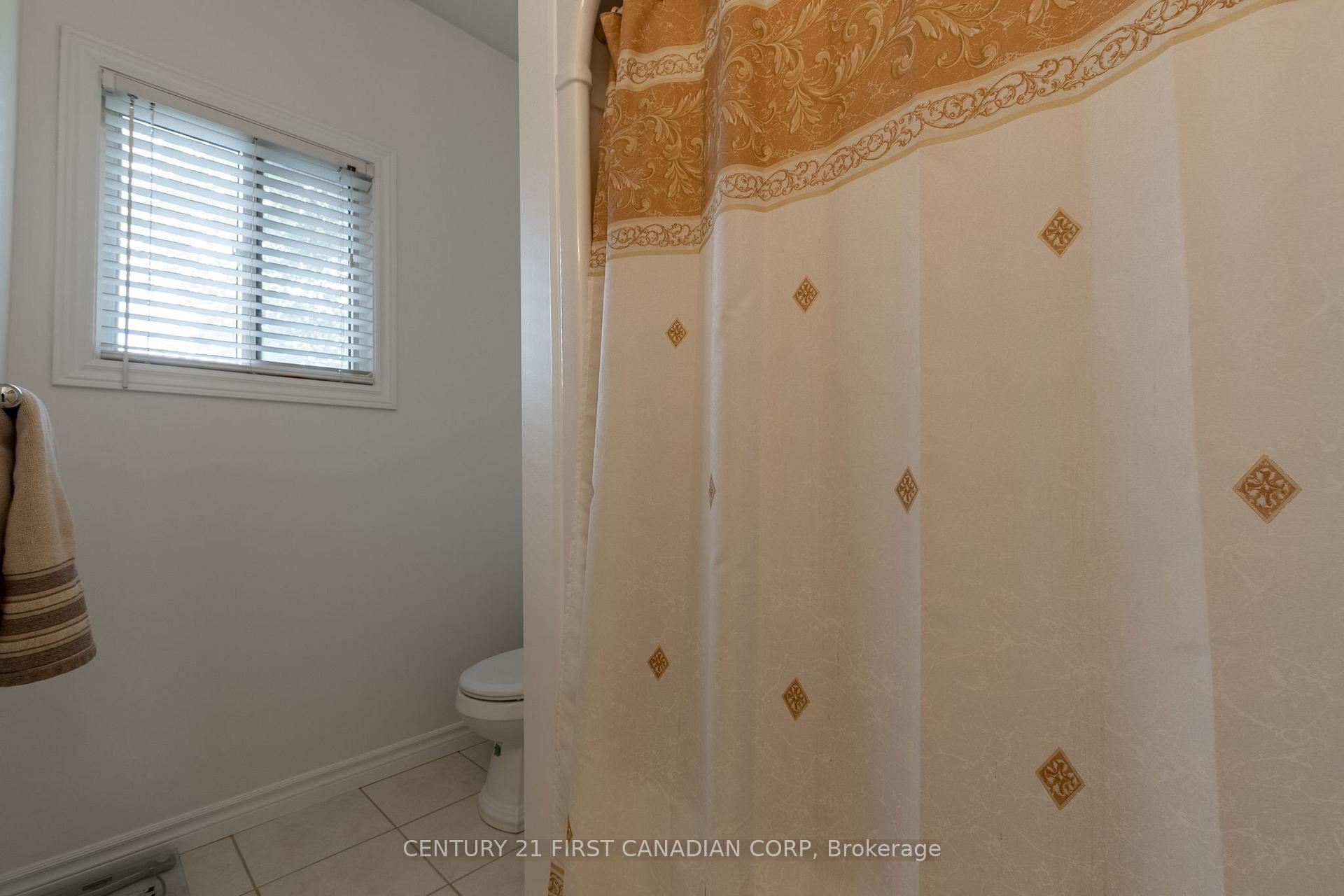 Photo 26 of 109 Princess Avenue, Middlesex Centre, Komoka — HOMEH