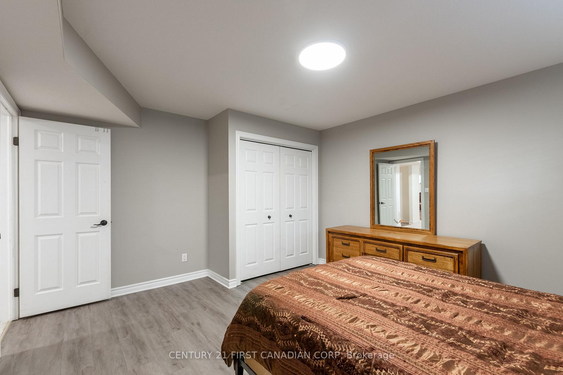 Photo 33 of 109 Princess Avenue, Middlesex Centre, Komoka — HOMEH