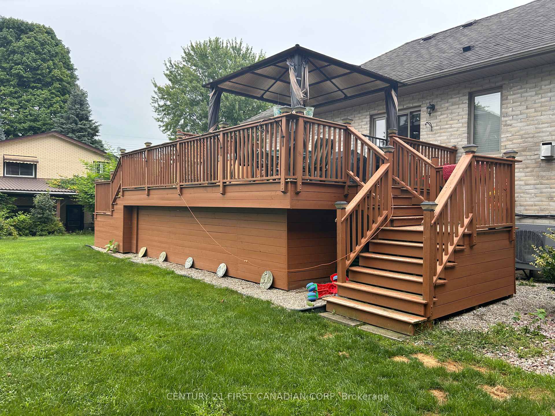 Photo 43 of 109 Princess Avenue, Middlesex Centre, Komoka — HOMEH