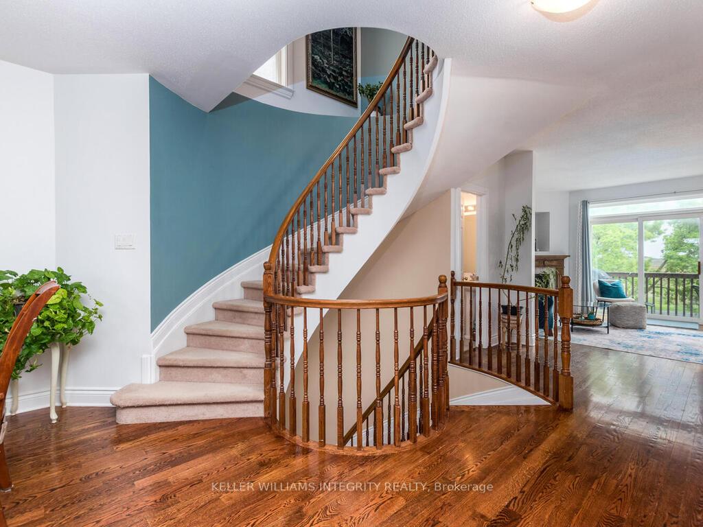 Photo 7 of 72 Castle Glen Crescent, Ottawa, Kanata - Glencairn/Hazeldean — HOMEH
