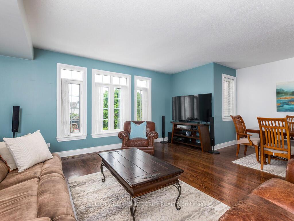 Photo 8 of 72 Castle Glen Crescent, Ottawa, Kanata - Glencairn/Hazeldean — HOMEH