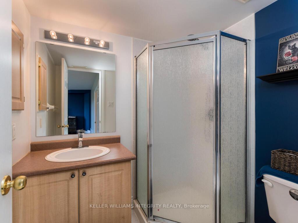 Photo 33 of 72 Castle Glen Crescent, Ottawa, Kanata - Glencairn/Hazeldean — HOMEH