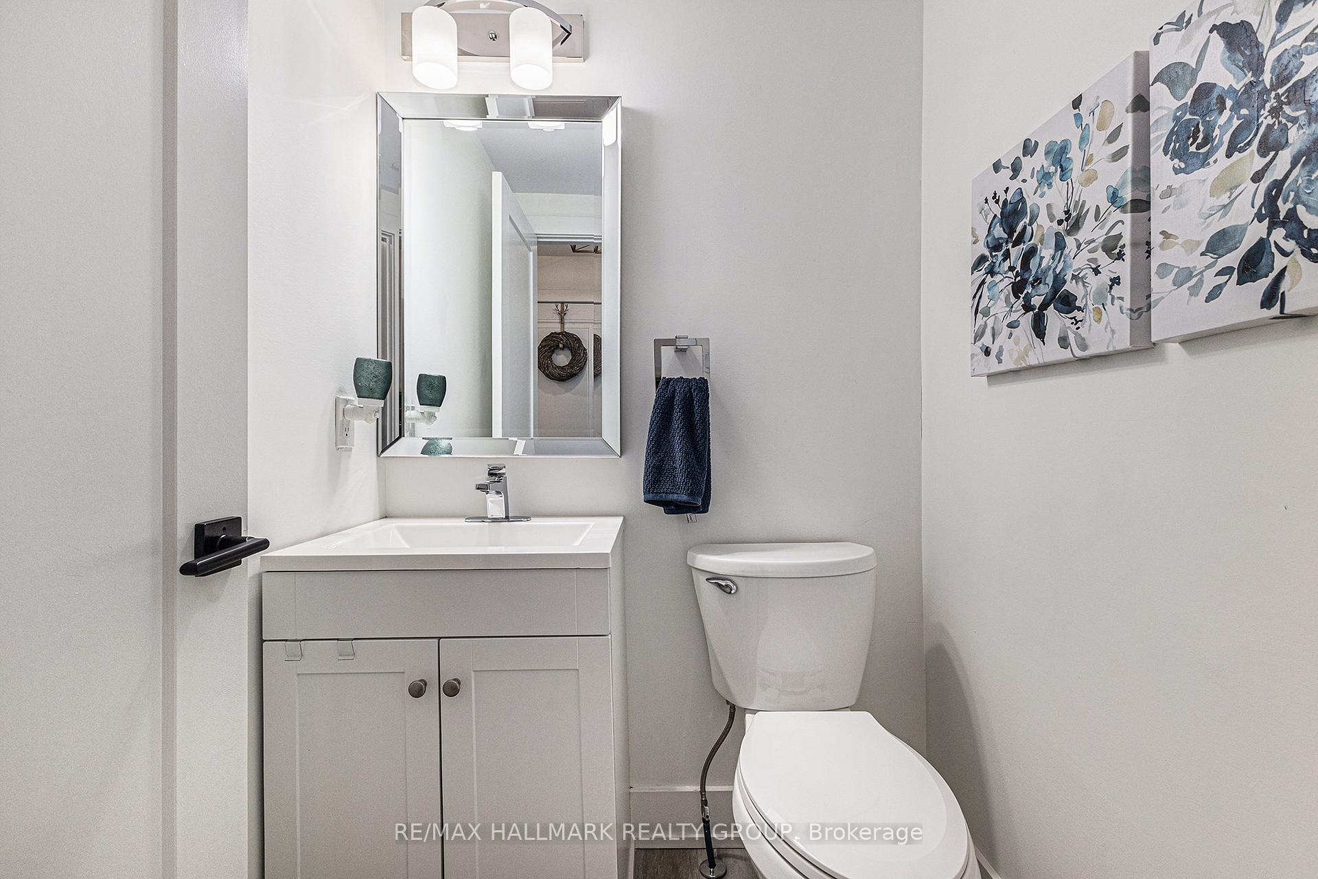 Photo 15 of 15 Inuvik Crescent, Ottawa, Kanata - Katimavik — HOMEH