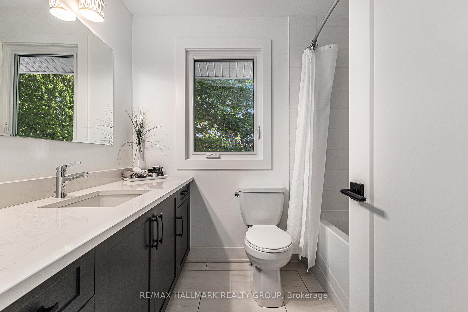 Photo 26 of 15 Inuvik Crescent, Ottawa, Kanata - Katimavik — HOMEH