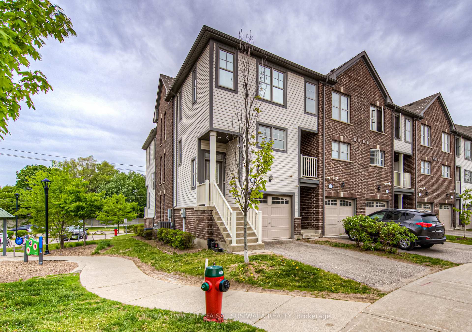 Photo 2 of Unit 62, 701 Homer Watson Boulevard, Kitchener, Country Hills East — HOMEH