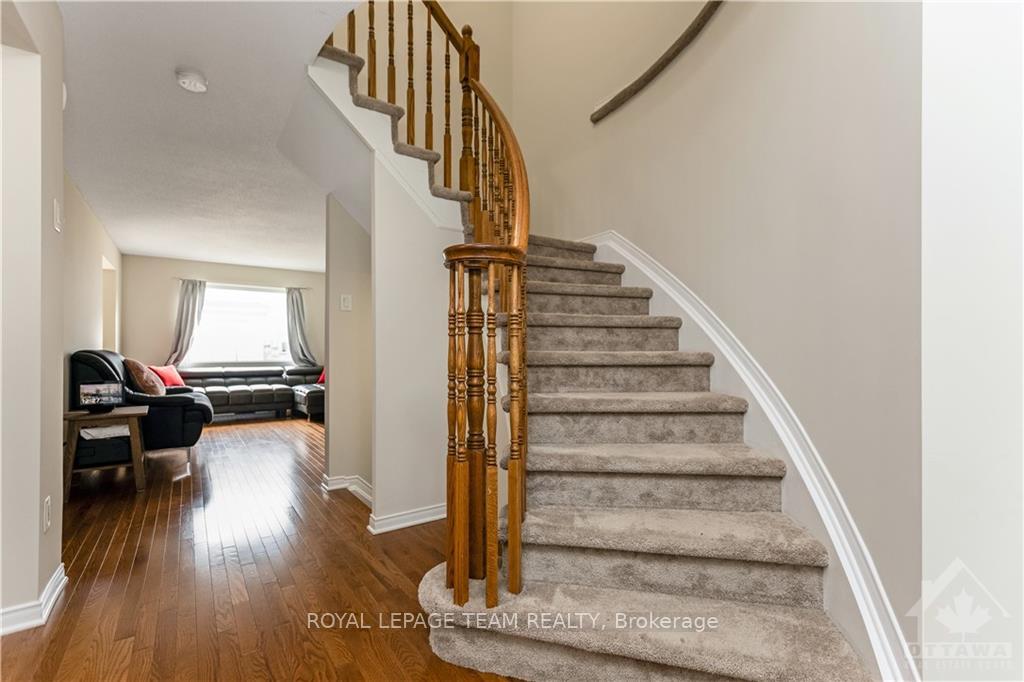 Photo 2 of 964 Klondike Drive, Ottawa, Kanata - Morgan's Grant/South March — HOMEH