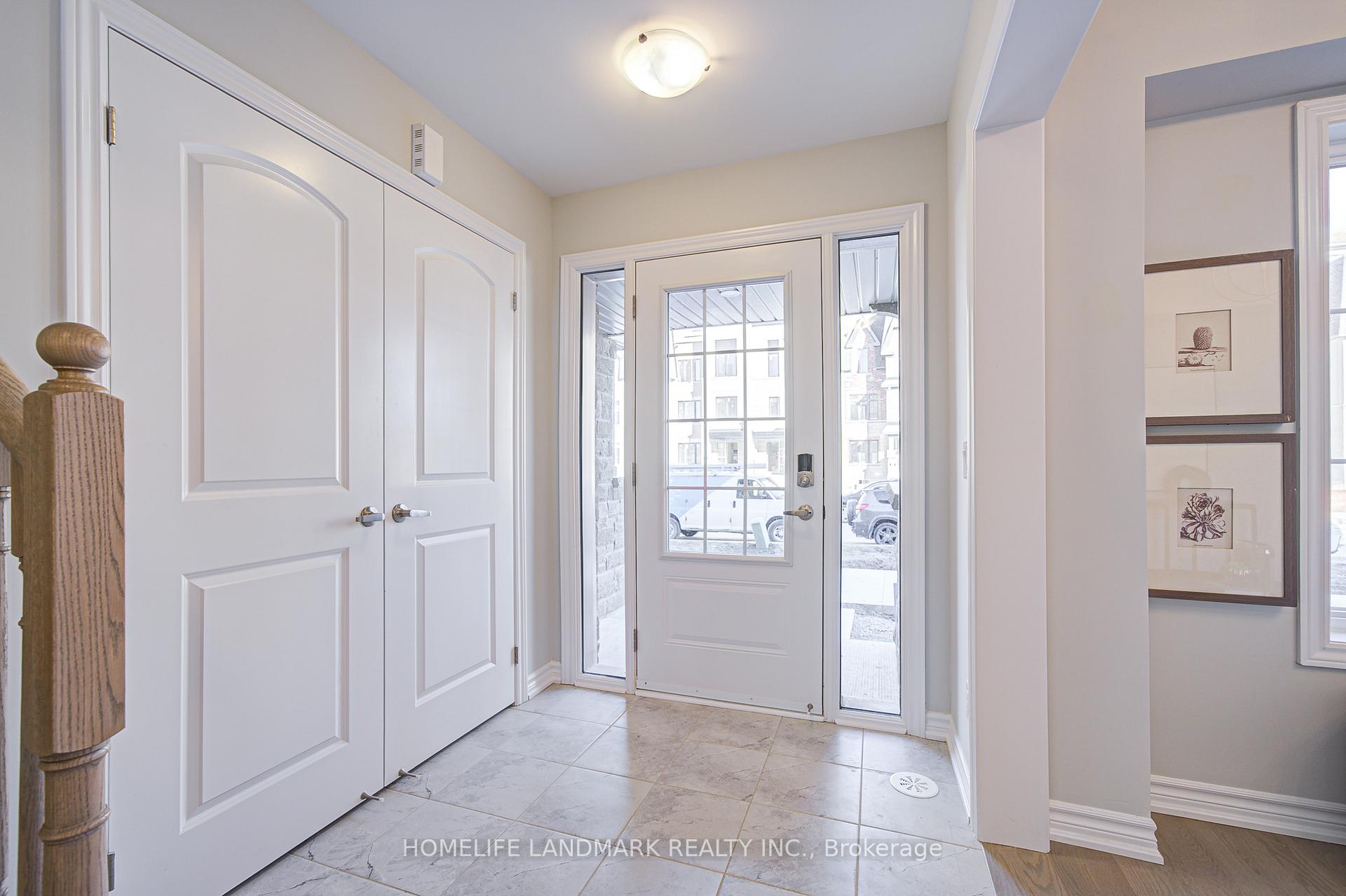 Photo 2 of 49 York downs Boulevard, Markham, Angus Glen — HOMEH