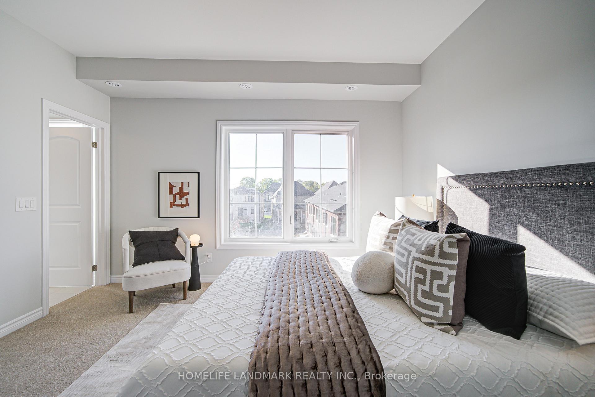 Photo 20 of 49 York downs Boulevard, Markham, Angus Glen — HOMEH