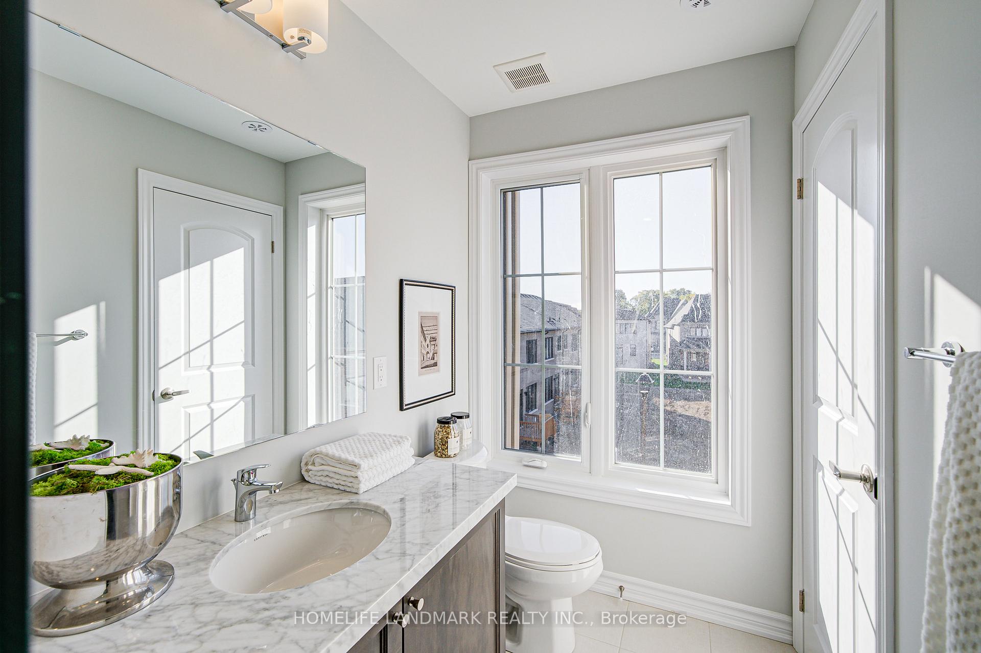 Photo 25 of 49 York downs Boulevard, Markham, Angus Glen — HOMEH