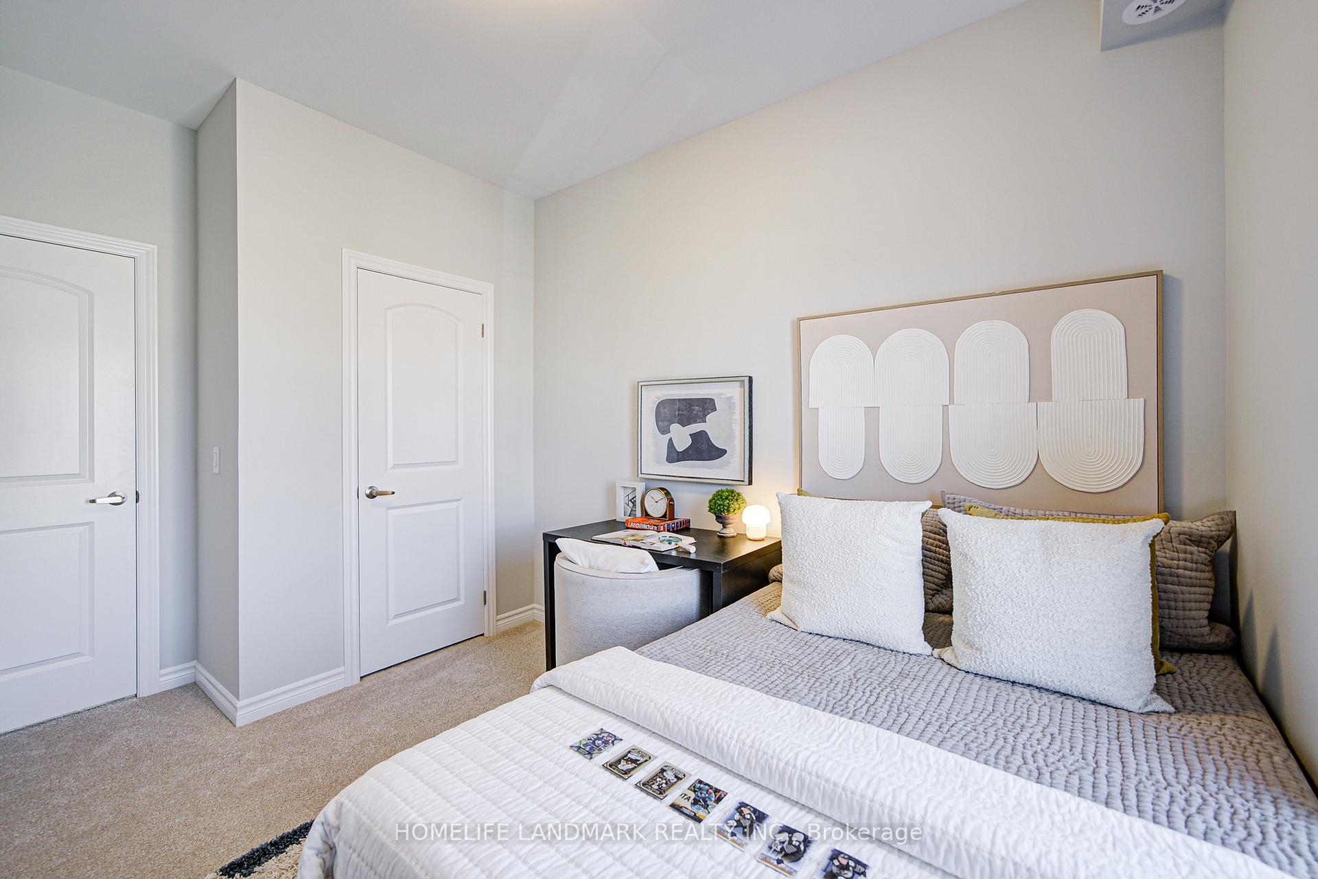 Photo 29 of 49 York downs Boulevard, Markham, Angus Glen — HOMEH