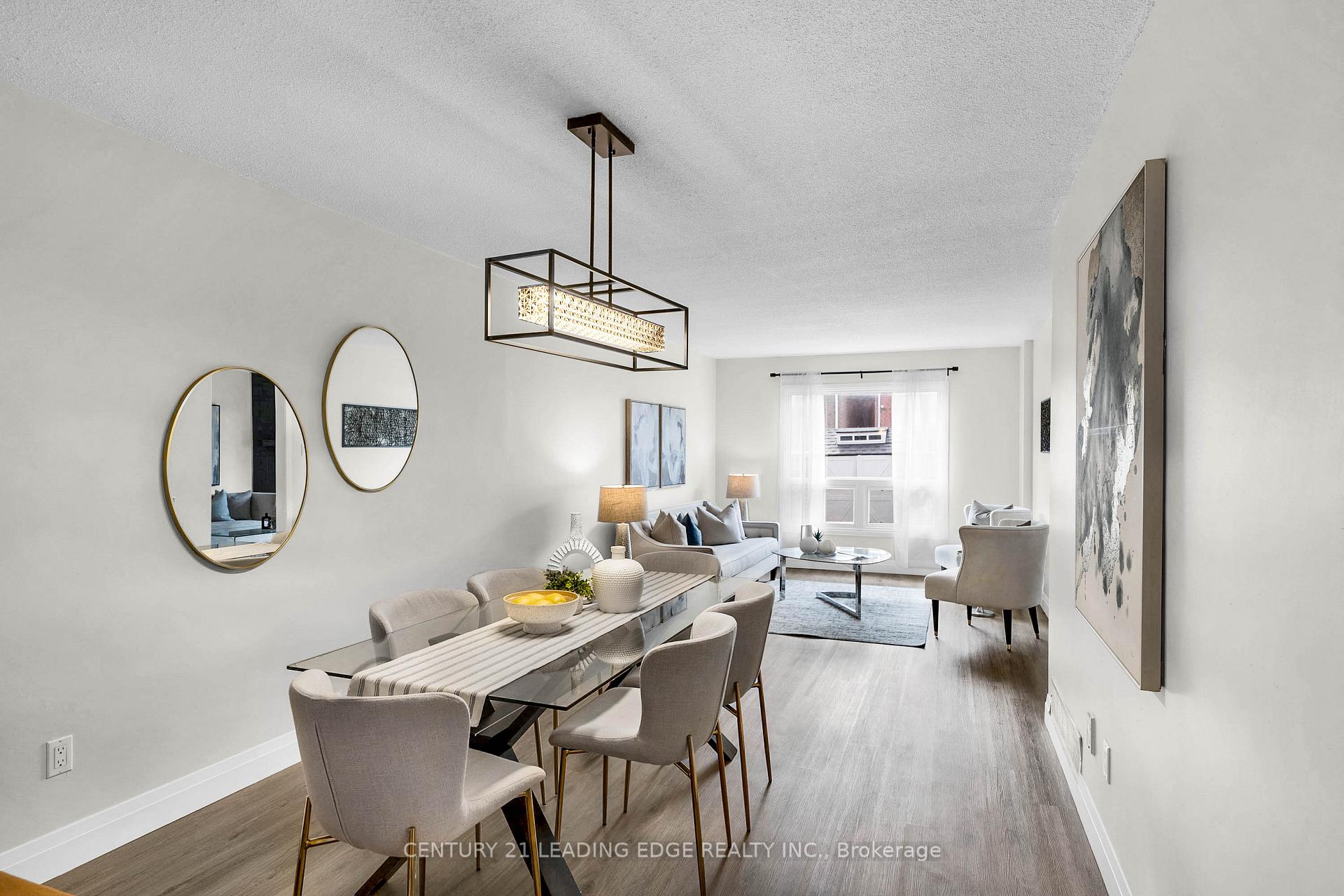 Photo 5 of 39 Lavron Court, Markham, Middlefield — HOMEH