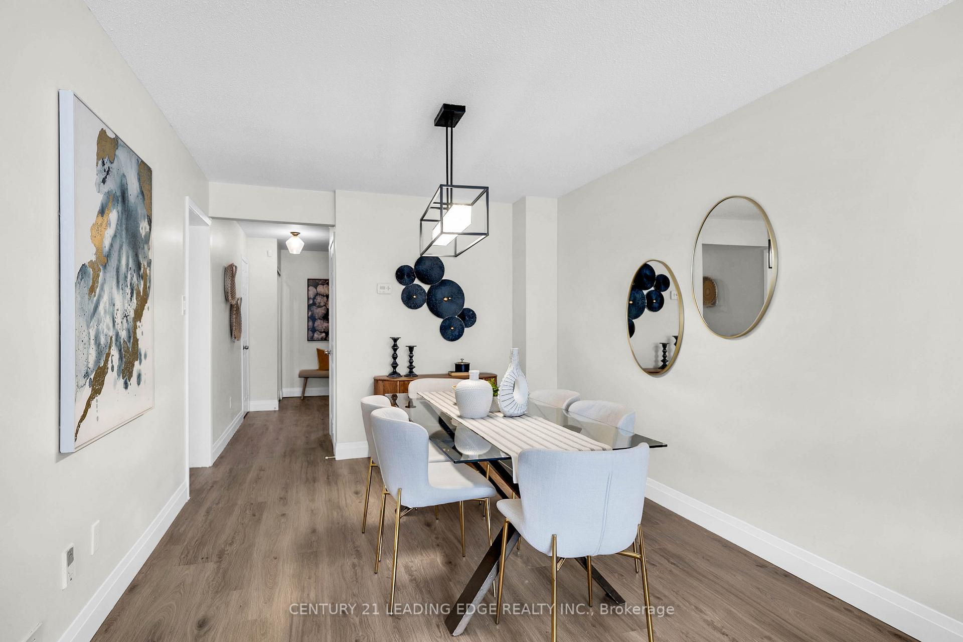 Photo 7 of 39 Lavron Court, Markham, Middlefield — HOMEH