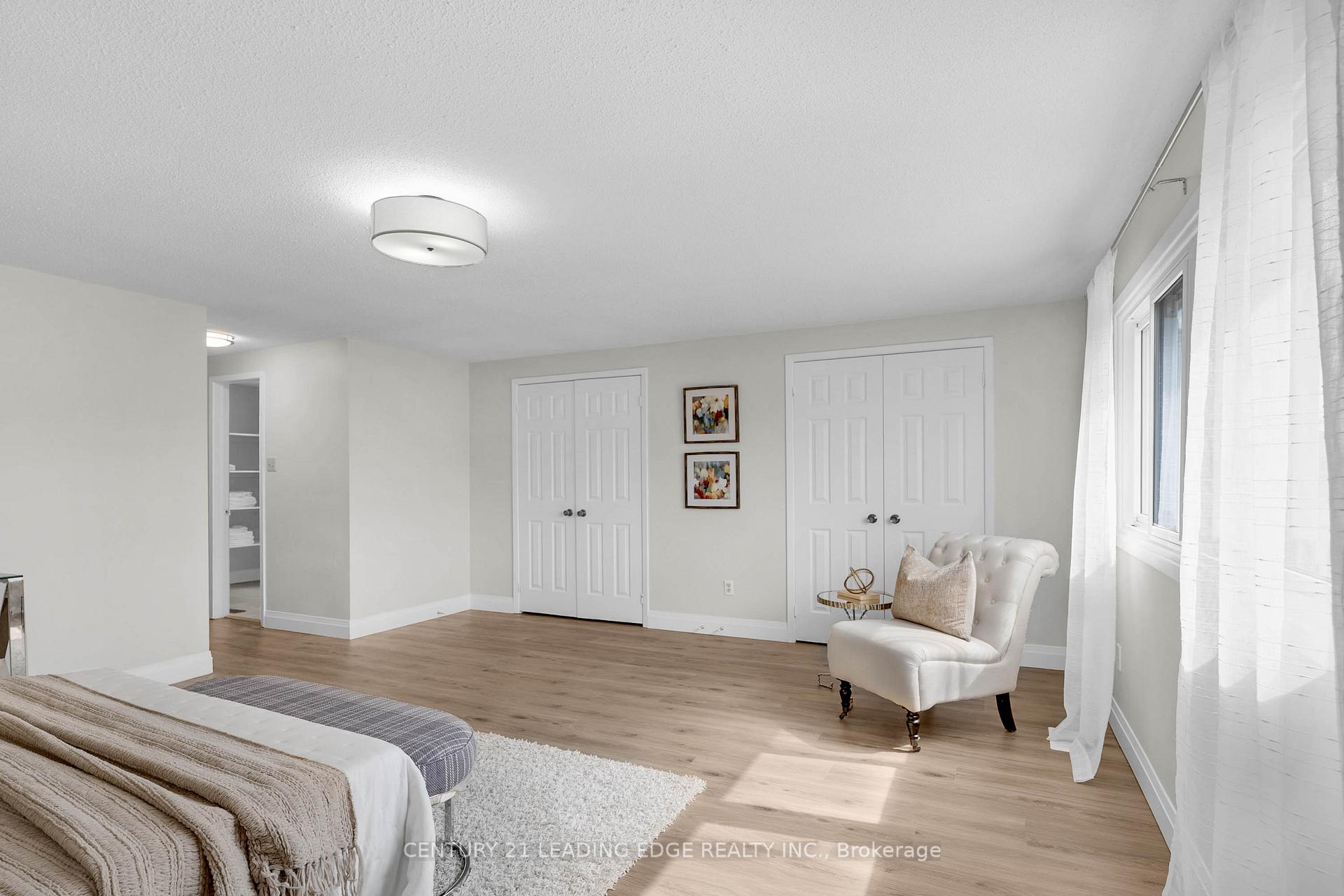 Photo 20 of 39 Lavron Court, Markham, Middlefield — HOMEH