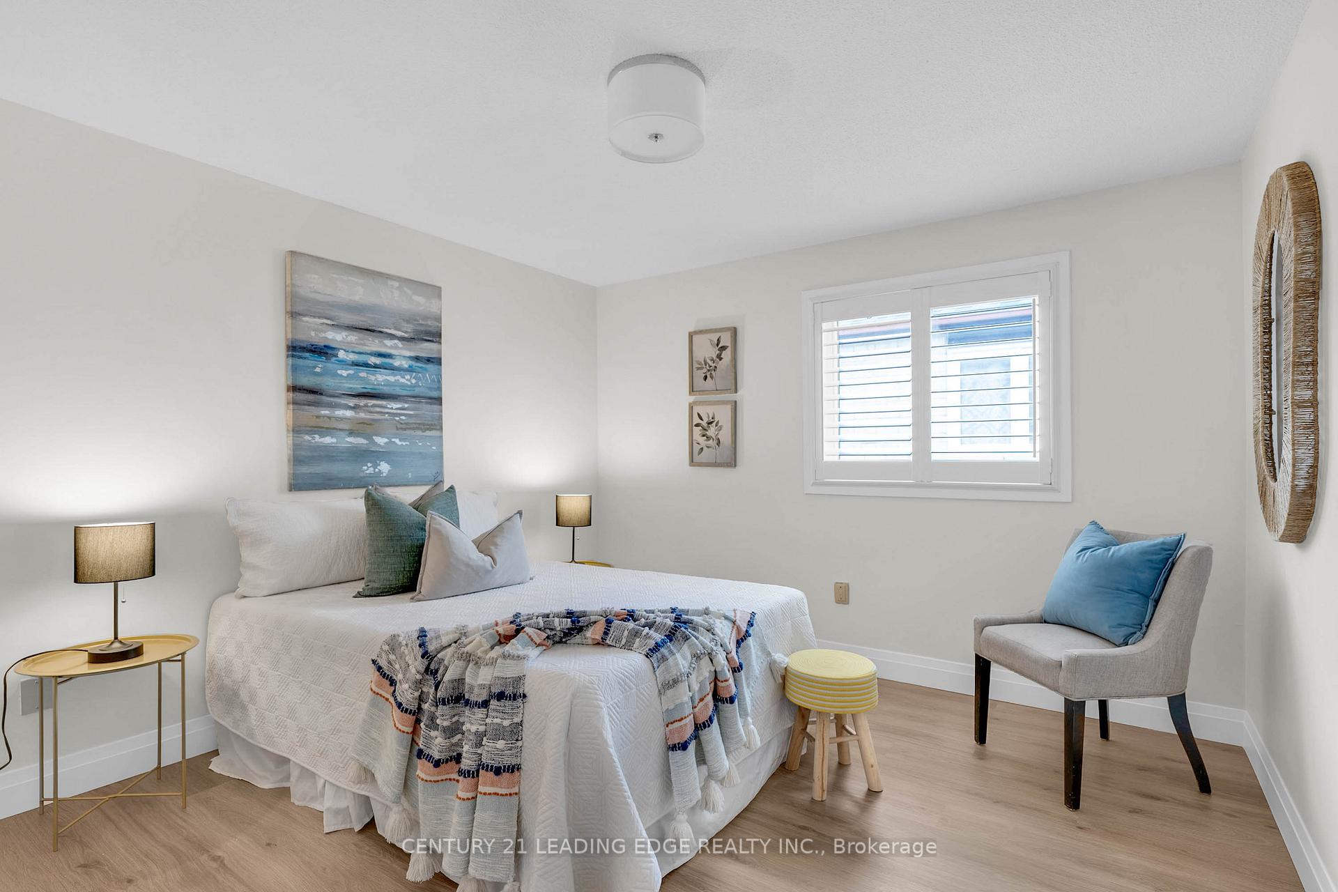 Photo 22 of 39 Lavron Court, Markham, Middlefield — HOMEH