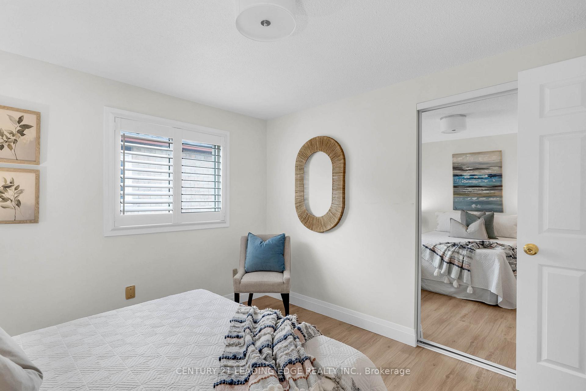 Photo 23 of 39 Lavron Court, Markham, Middlefield — HOMEH