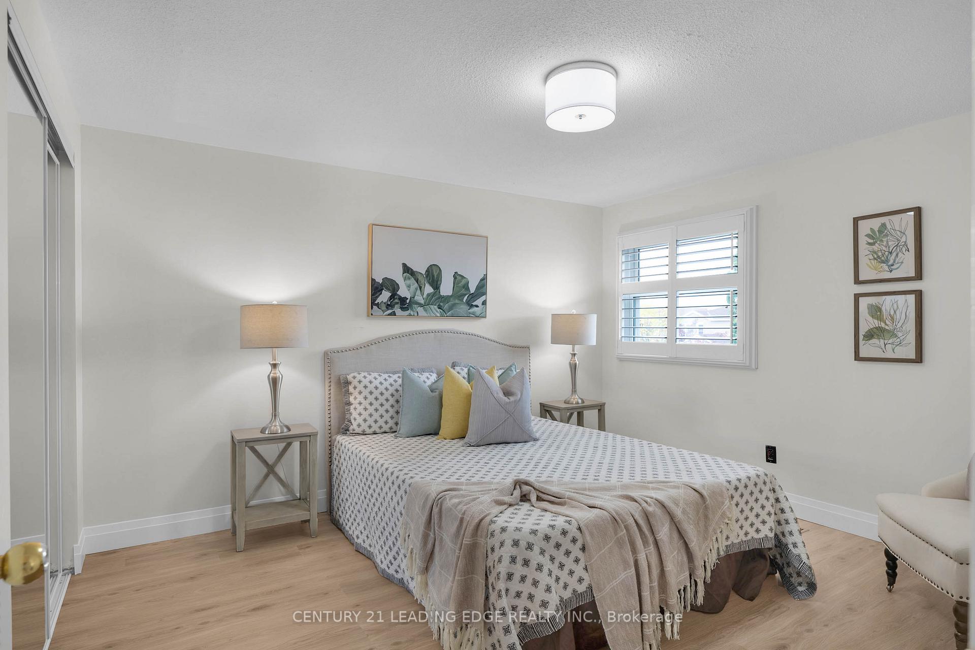Photo 25 of 39 Lavron Court, Markham, Middlefield — HOMEH