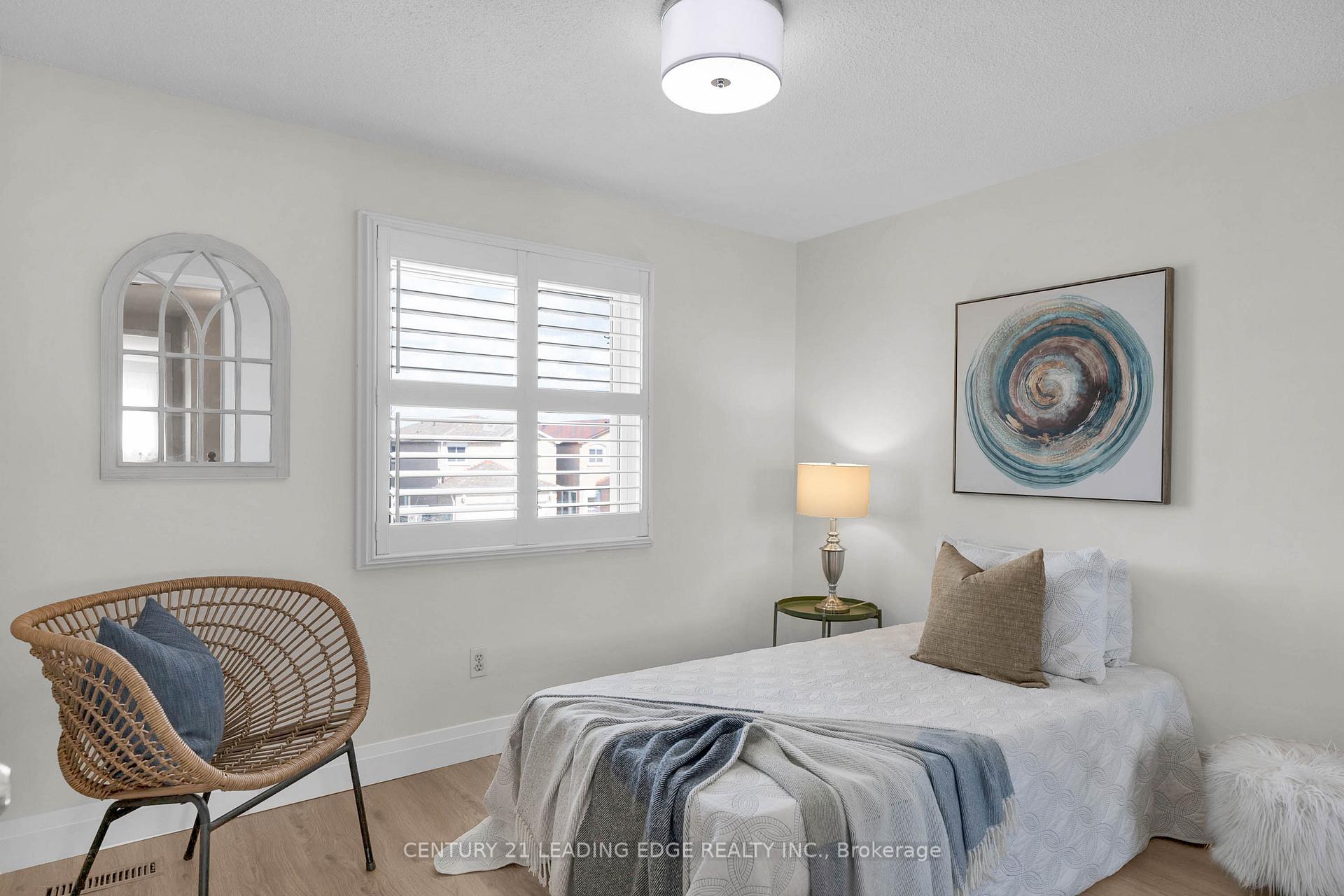 Photo 27 of 39 Lavron Court, Markham, Middlefield — HOMEH