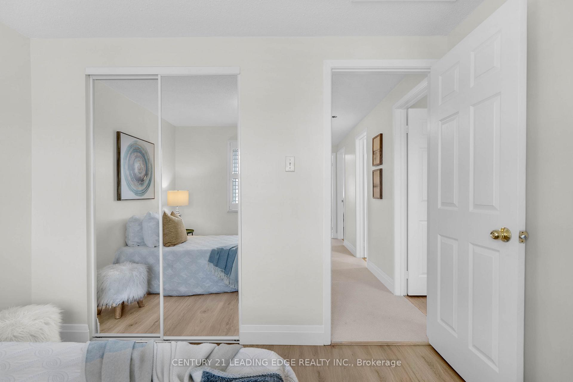Photo 28 of 39 Lavron Court, Markham, Middlefield — HOMEH