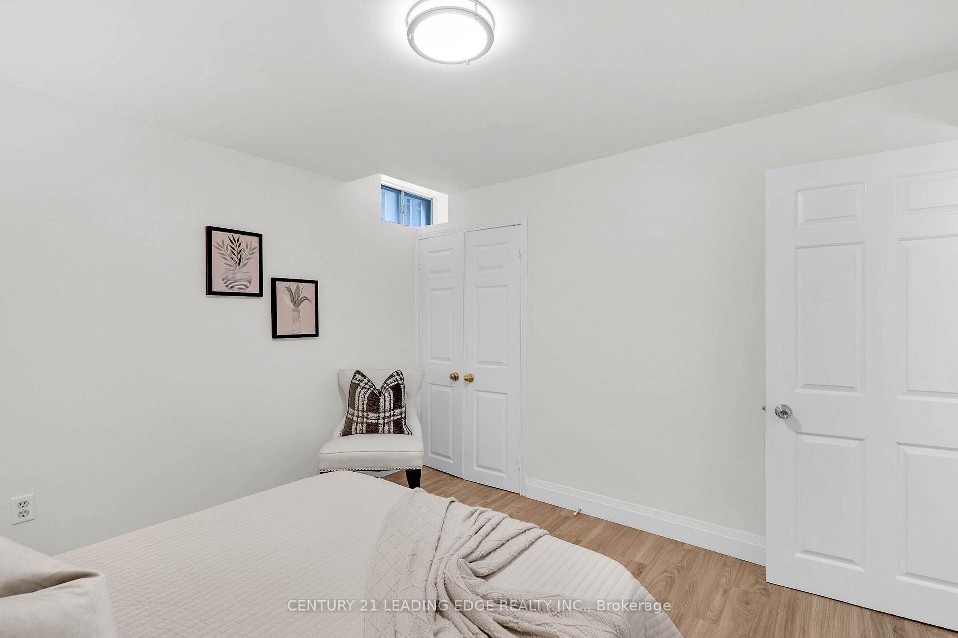 Photo 35 of 39 Lavron Court, Markham, Middlefield — HOMEH