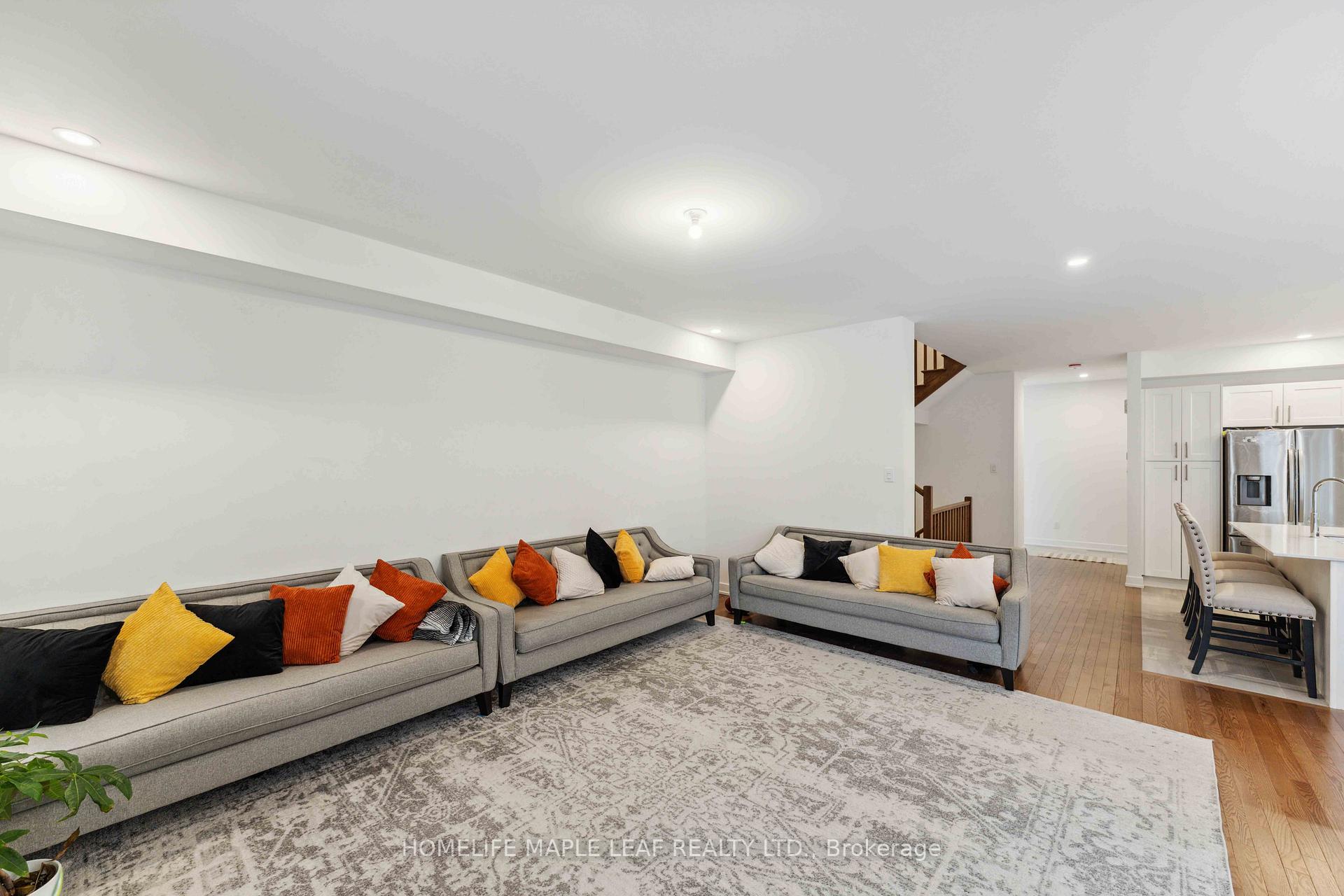 Photo 36 of 354 Monticello Avenue, Ottawa, Kanata - Emerald Meadows/Trailwest — HOMEH