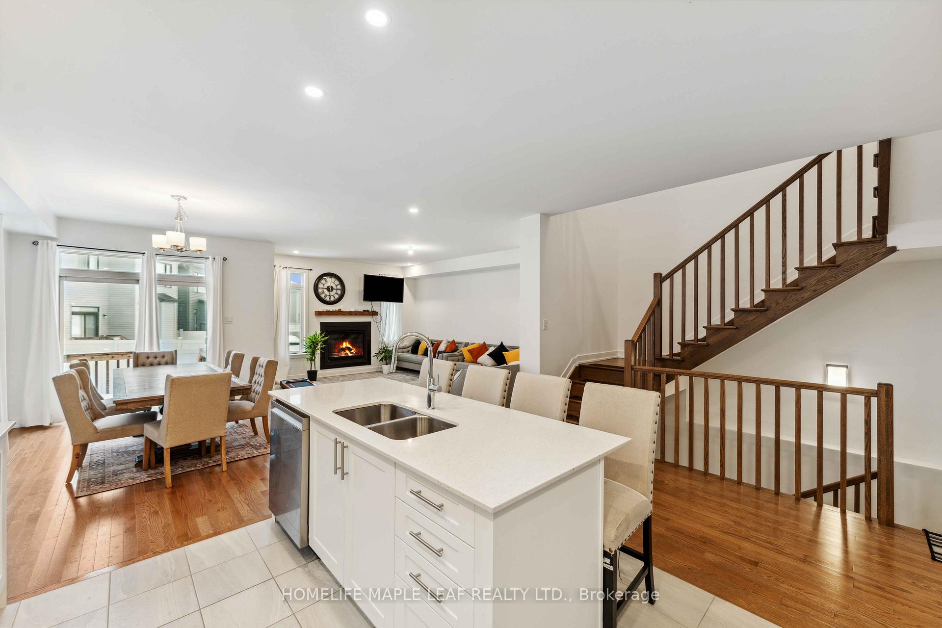 Photo 13 of 354 Monticello Avenue, Ottawa, Kanata - Emerald Meadows/Trailwest — HOMEH