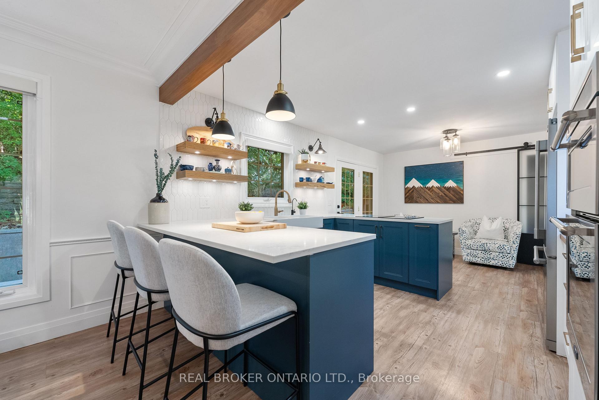 Photo 9 of 15 Grand Hill Drive, Kitchener — HOMEH