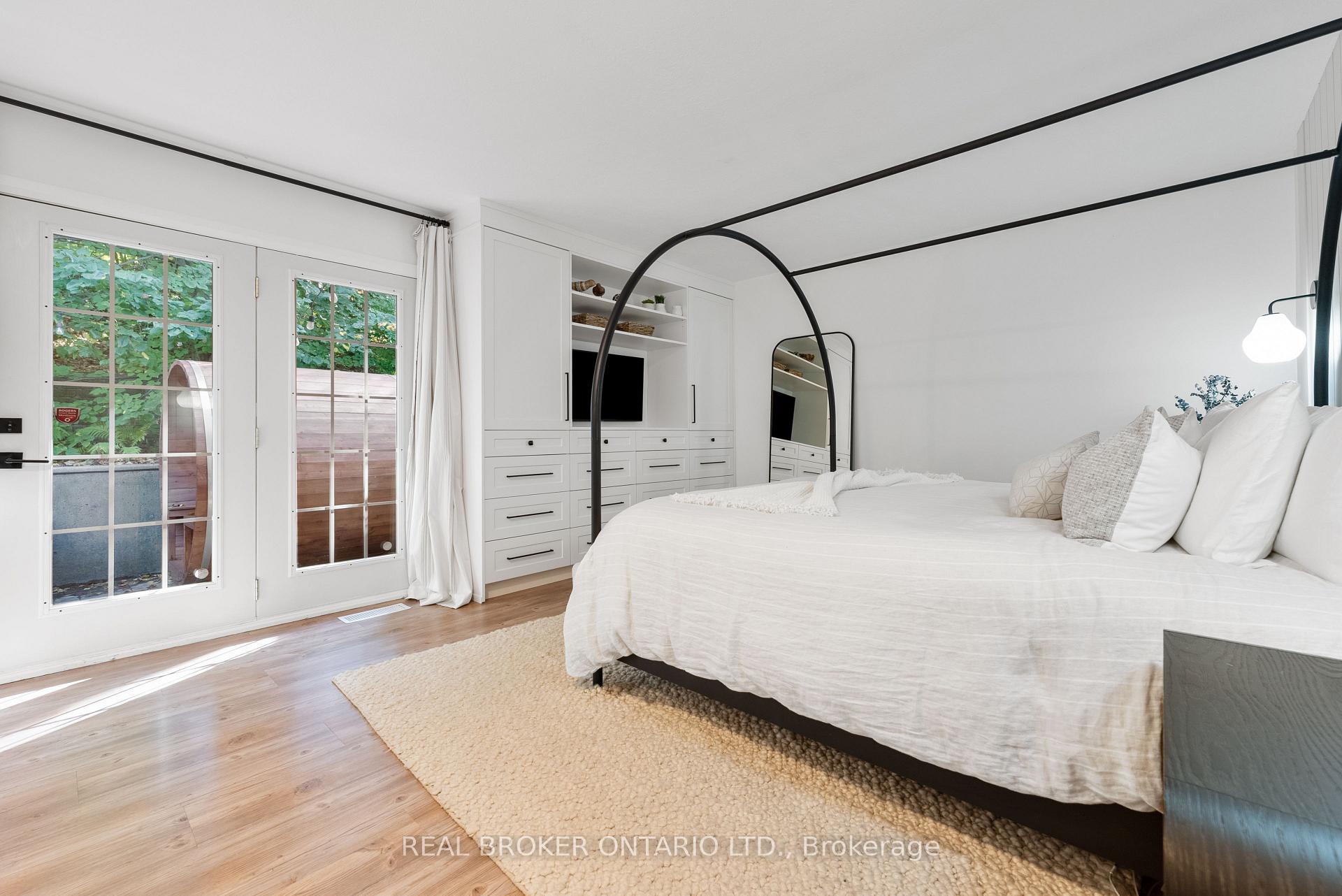 Photo 19 of 15 Grand Hill Drive, Kitchener — HOMEH