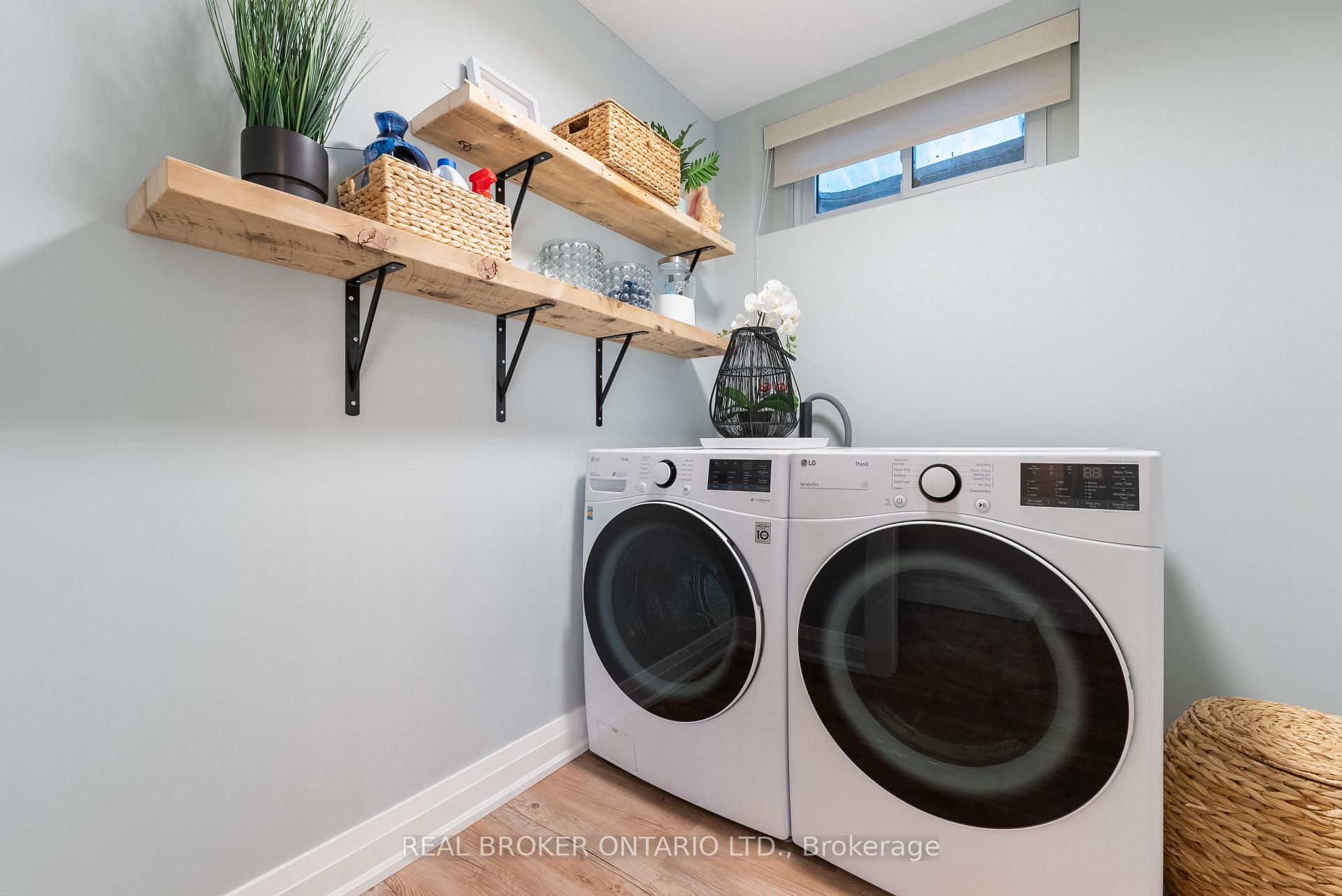 Photo 22 of 15 Grand Hill Drive, Kitchener — HOMEH