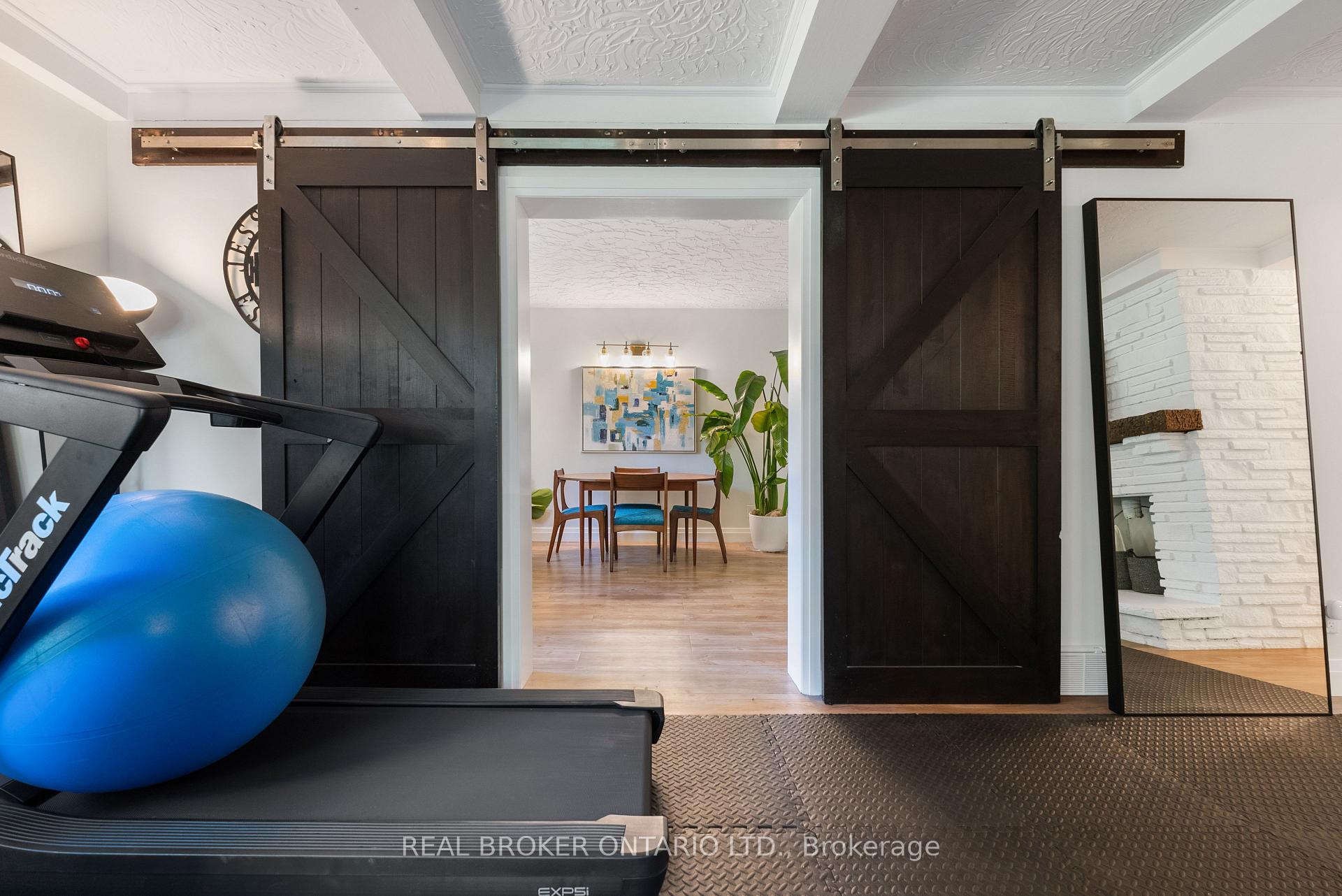 Photo 25 of 15 Grand Hill Drive, Kitchener — HOMEH
