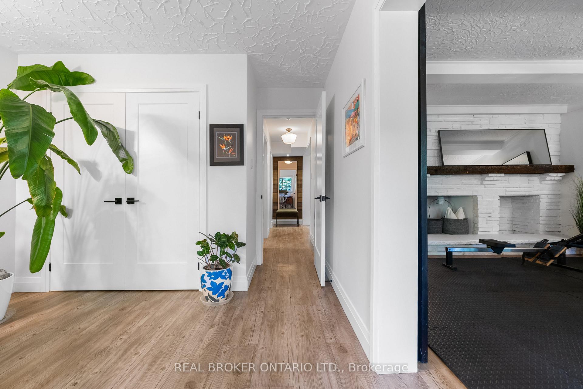 Photo 27 of 15 Grand Hill Drive, Kitchener — HOMEH