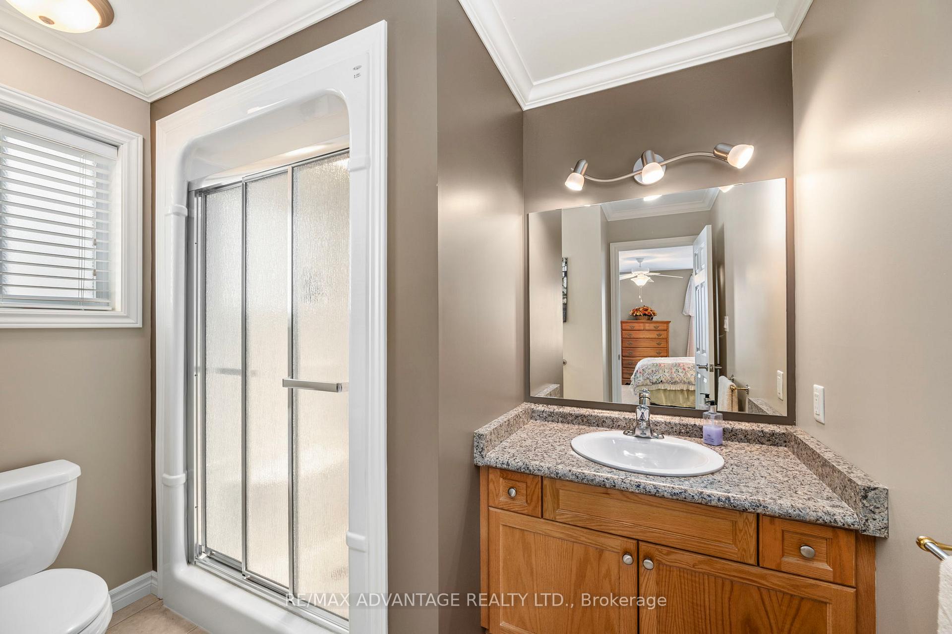 Photo 16 of 10 Stonefield Gate, Middlesex Centre, Ilderton — HOMEH