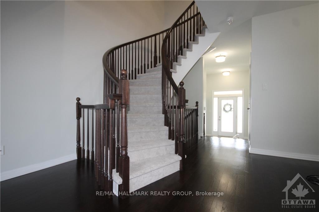 Photo 10 of 223 Overberg Way, Ottawa, Kanata - Emerald Meadows/Trailwest — HOMEH