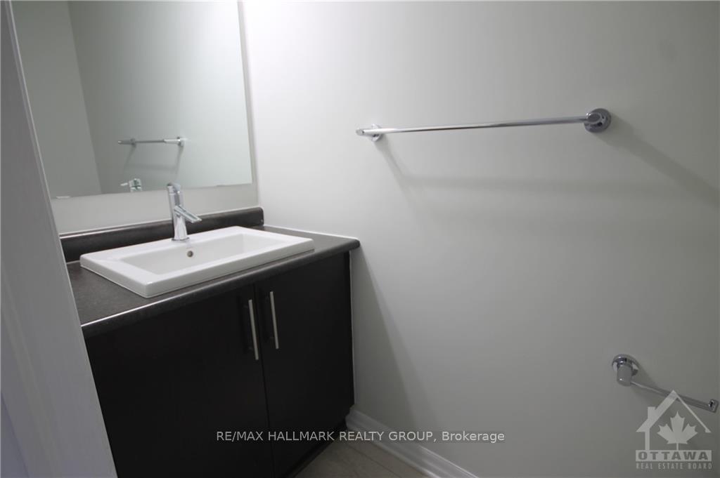 Photo 11 of 223 Overberg Way, Ottawa, Kanata - Emerald Meadows/Trailwest — HOMEH