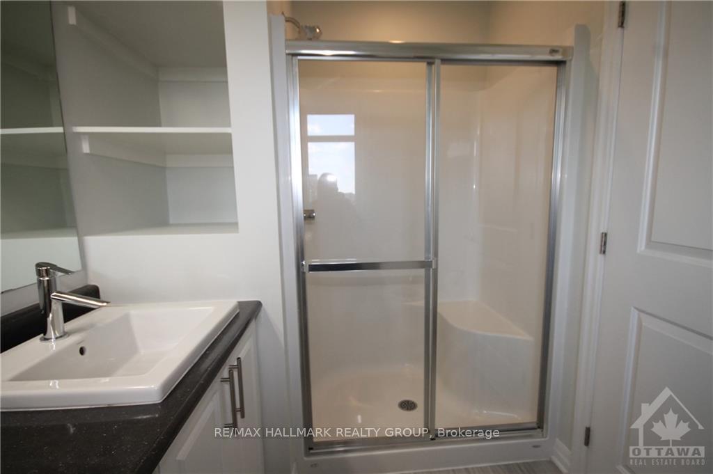 Photo 13 of 223 Overberg Way, Ottawa, Kanata - Emerald Meadows/Trailwest — HOMEH